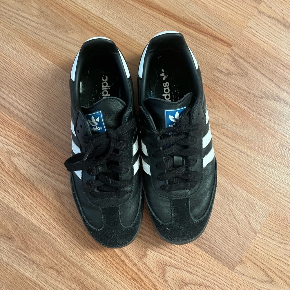 Adidas Sambas